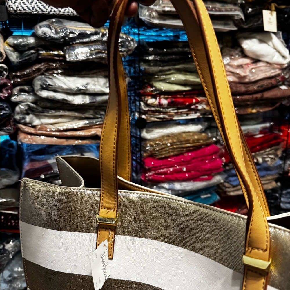 Neiman Marcus Stylish Gold metallic and White Striped Tote Bag - Picture 2 of 11